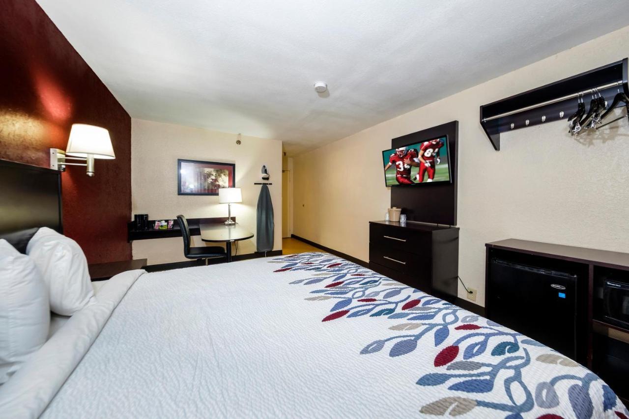Red Roof Inn Jacksonville - Cruise Port Dış mekan fotoğraf
