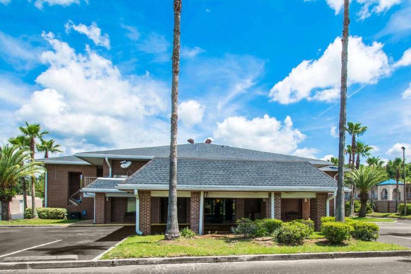 Red Roof Inn Jacksonville - Cruise Port Dış mekan fotoğraf
