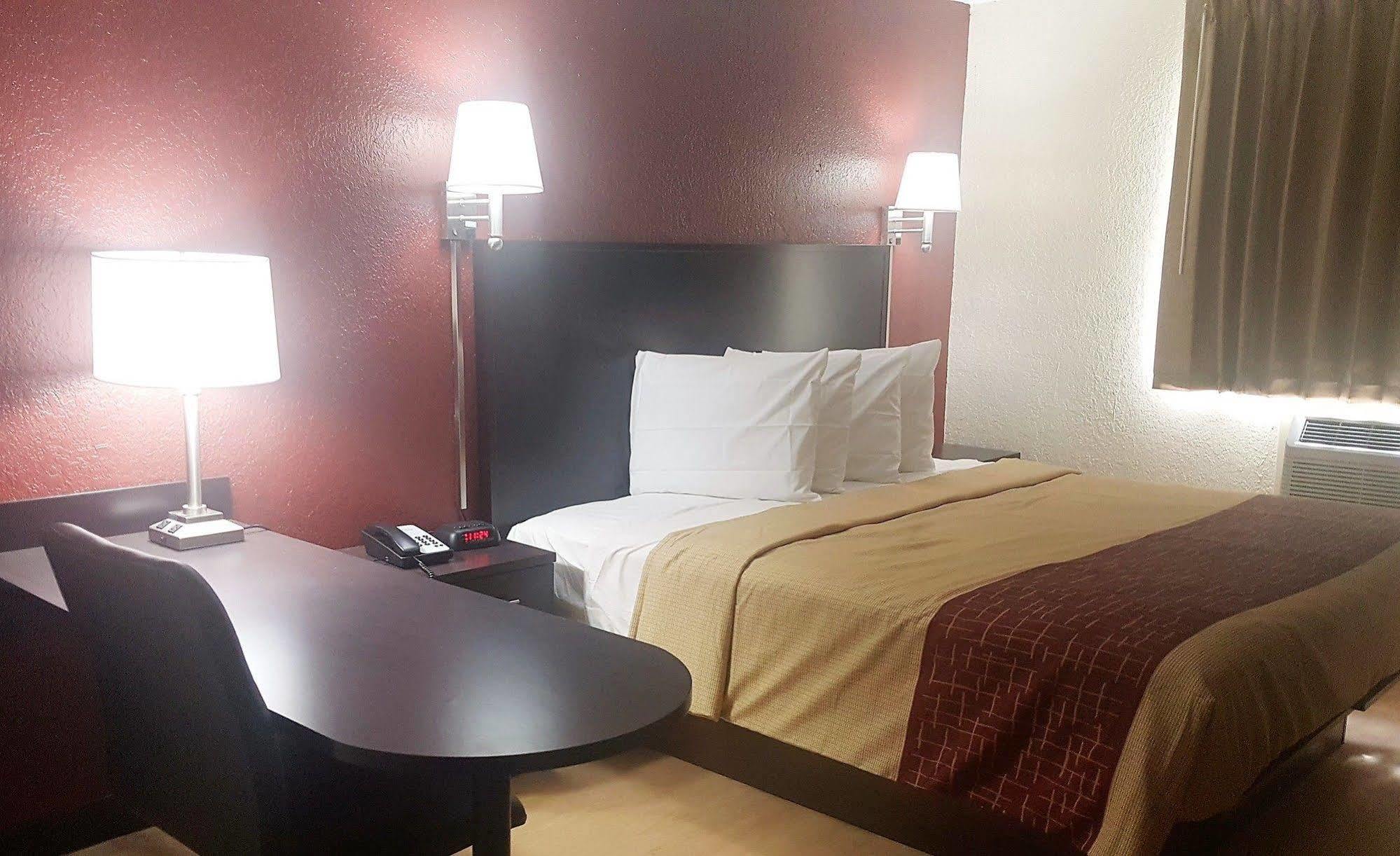 Red Roof Inn Jacksonville - Cruise Port Dış mekan fotoğraf